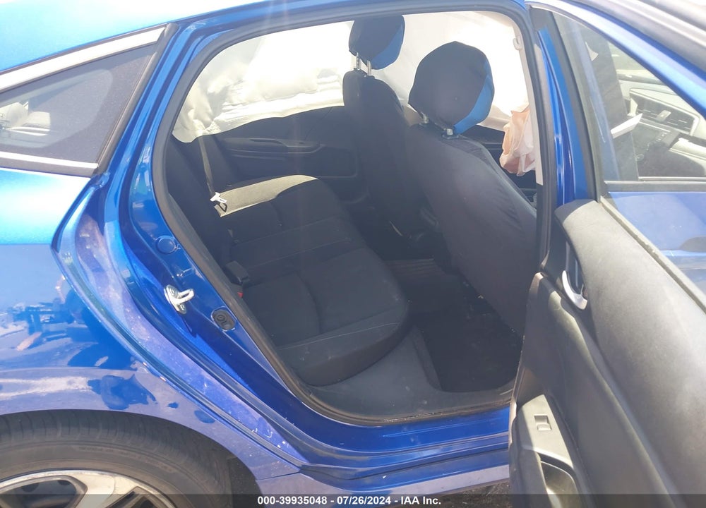 2019 HONDA CIVIC LX VIN: 19XFC2F61KE200470