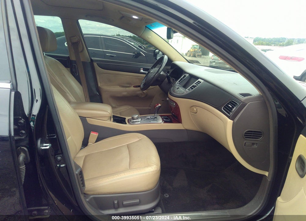 2012 HYUNDAI GENESIS 3.8 VIN: KMHGC4DDXCU204811