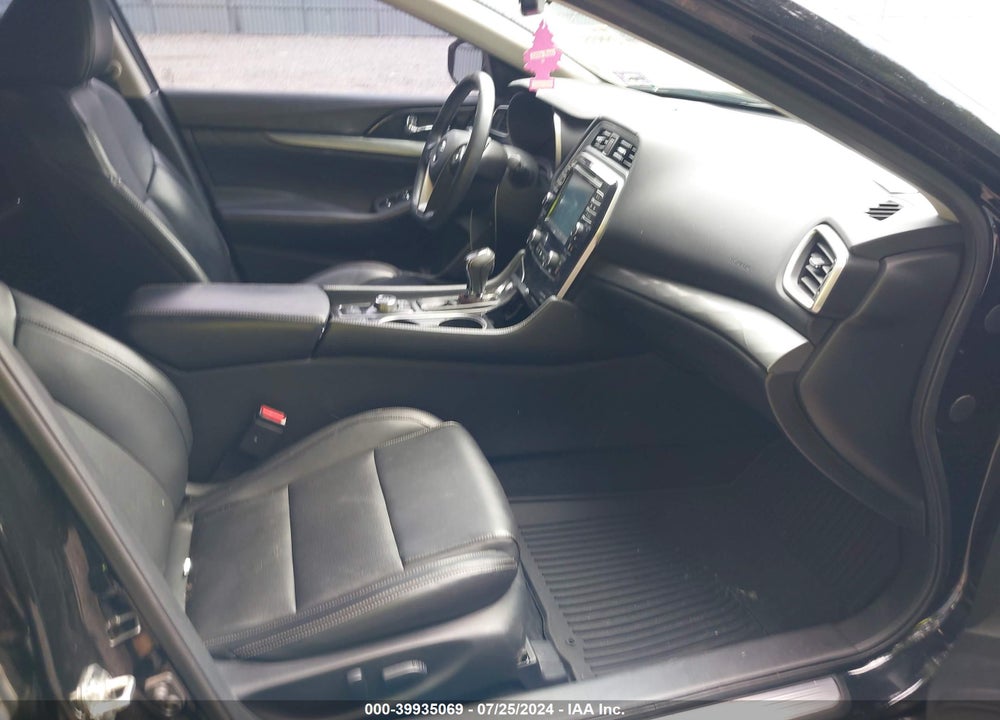 2018 NISSAN MAXIMA 3.5 SL VIN: 1N4AA6AP5JC400190