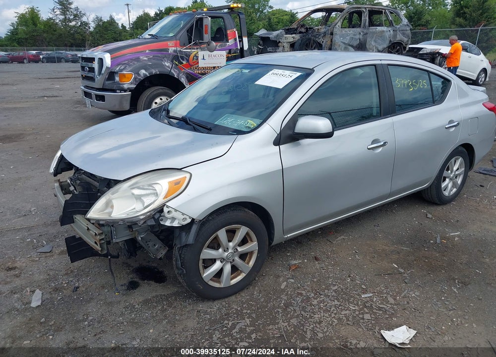 2013 NISSAN VERSA 1.6 SL VIN: 3N1CN7AP2DL824385