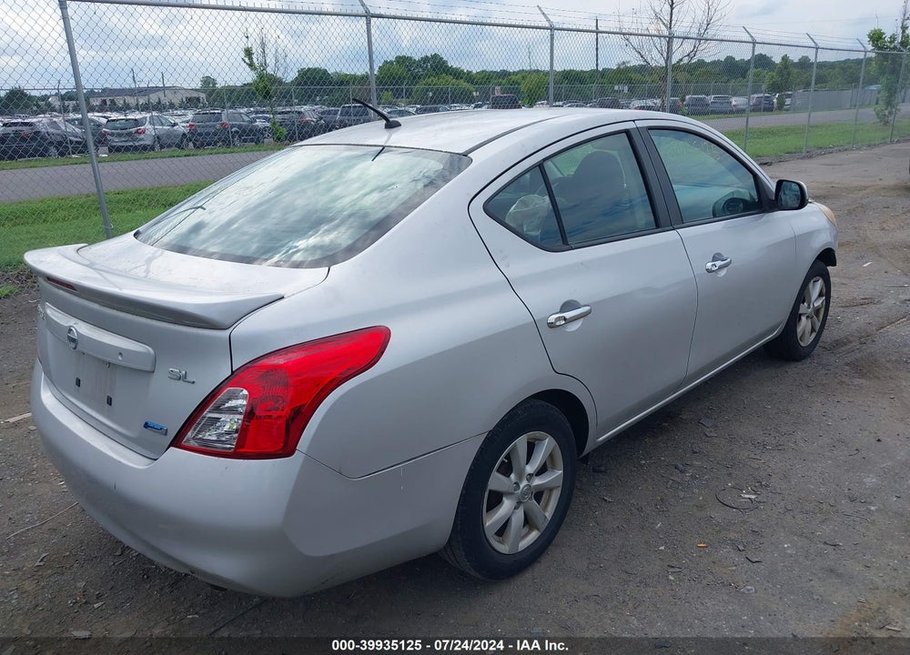 2013 NISSAN VERSA 1.6 SL VIN: 3N1CN7AP2DL824385