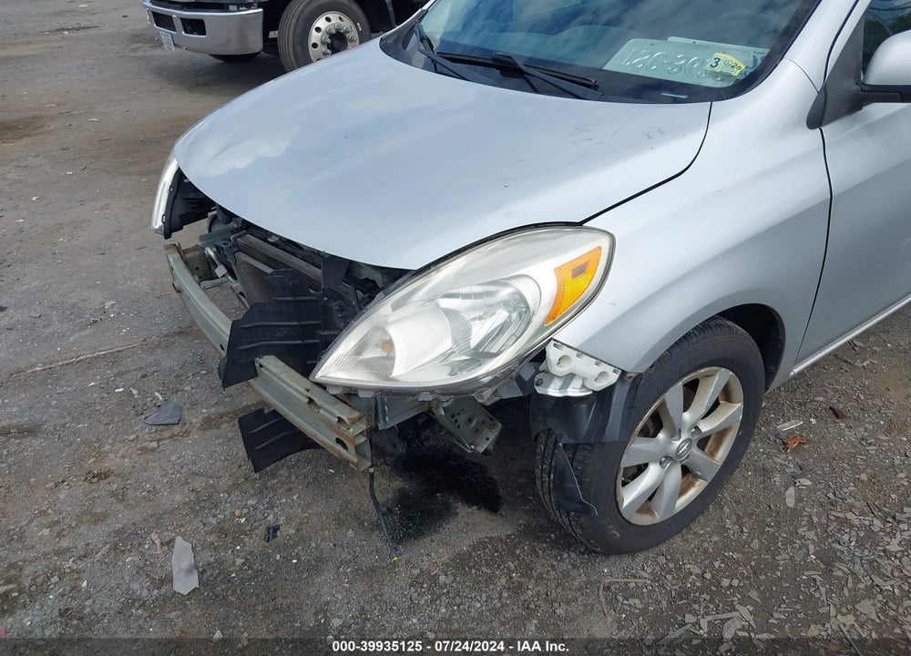 2013 NISSAN VERSA 1.6 SL VIN: 3N1CN7AP2DL824385