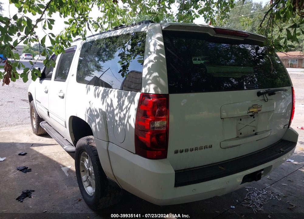 2009 CHEVROLET SUBURBAN 1500 LT2 VIN: 1GNFK26329R276360
