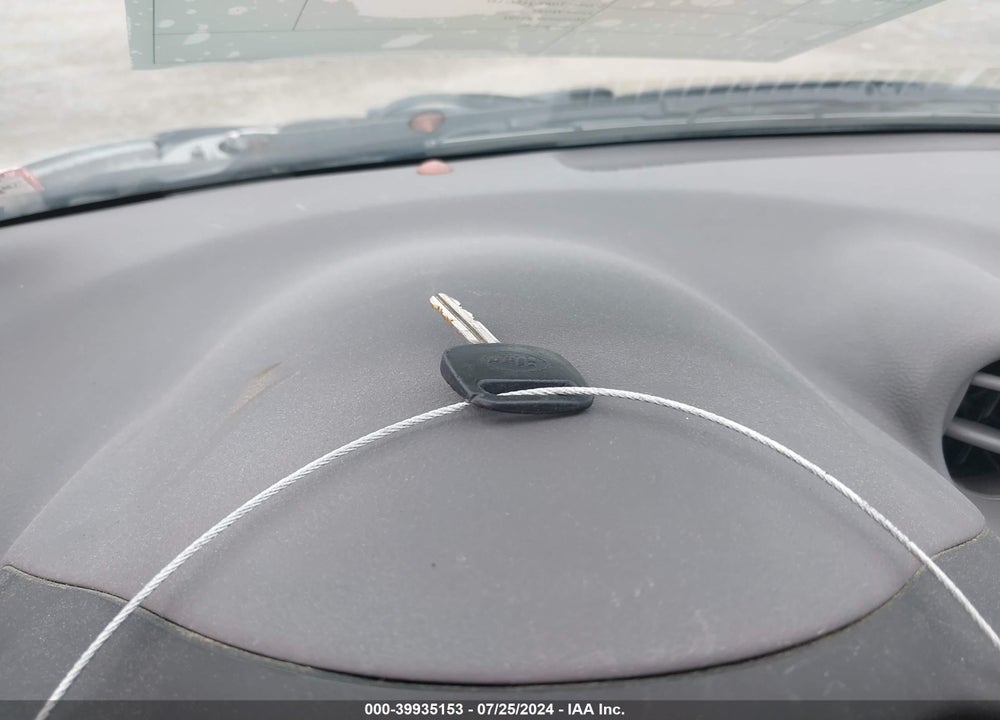 2000 TOYOTA CELICA GT VIN: JTDDR32T4Y0016875