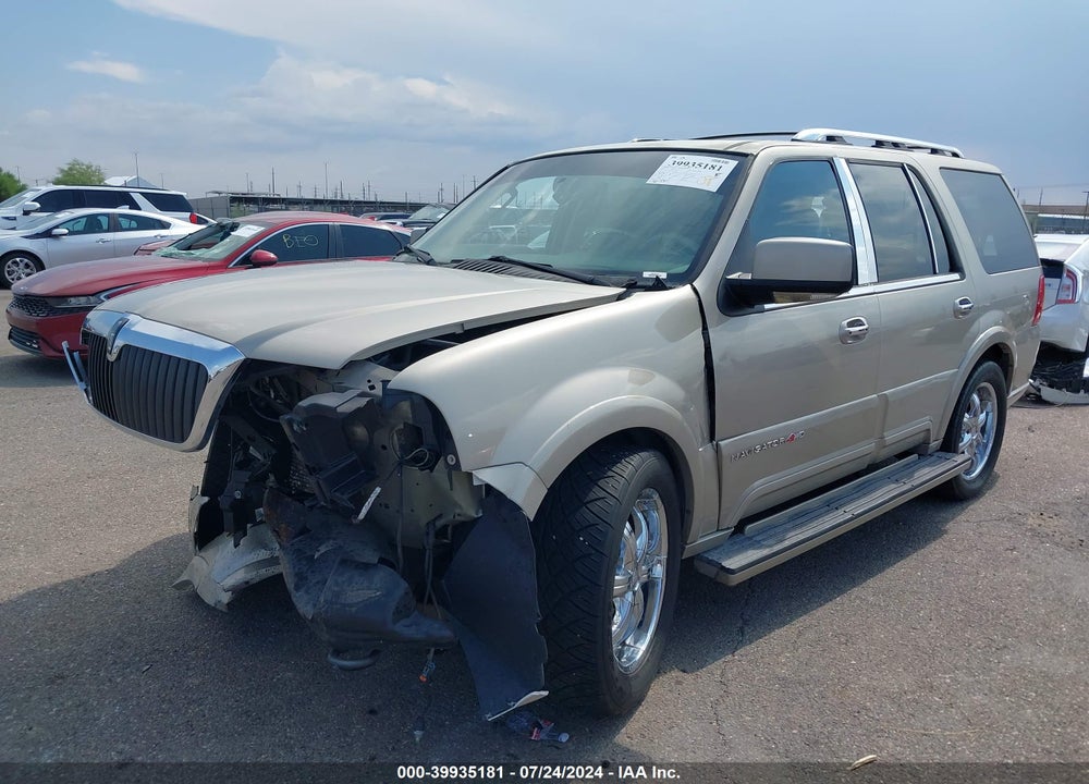 2004 LINCOLN NAVIGATOR VIN: 5LMFU28R24LJ31067