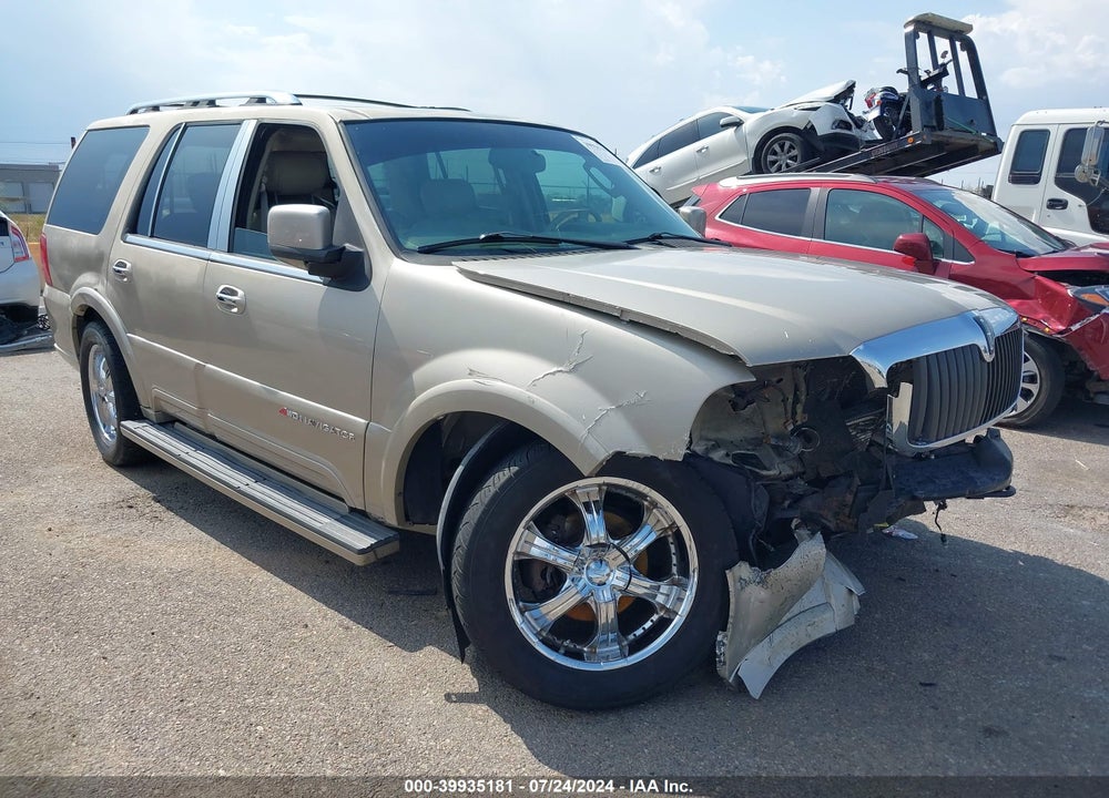 2004 LINCOLN NAVIGATOR VIN: 5LMFU28R24LJ31067