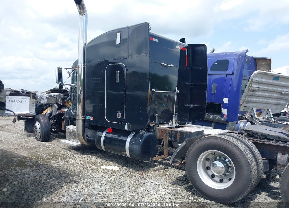2000 PETERBILT 379 VIN: 1XP5DB9XXYD480797