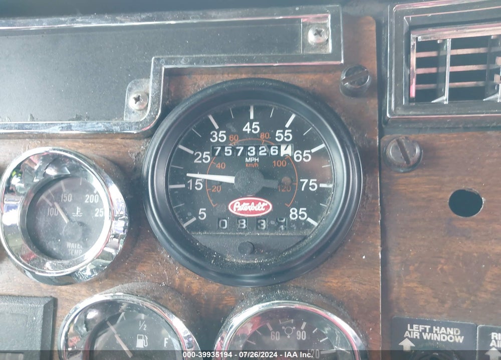 2000 PETERBILT 379 VIN: 1XP5DB9XXYD480797