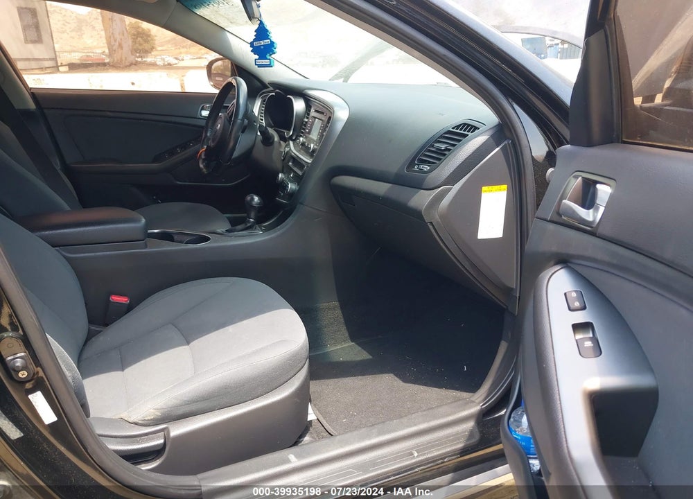 2016 KIA OPTIMA HYBRID VIN: KNAGM4AD5G5096519