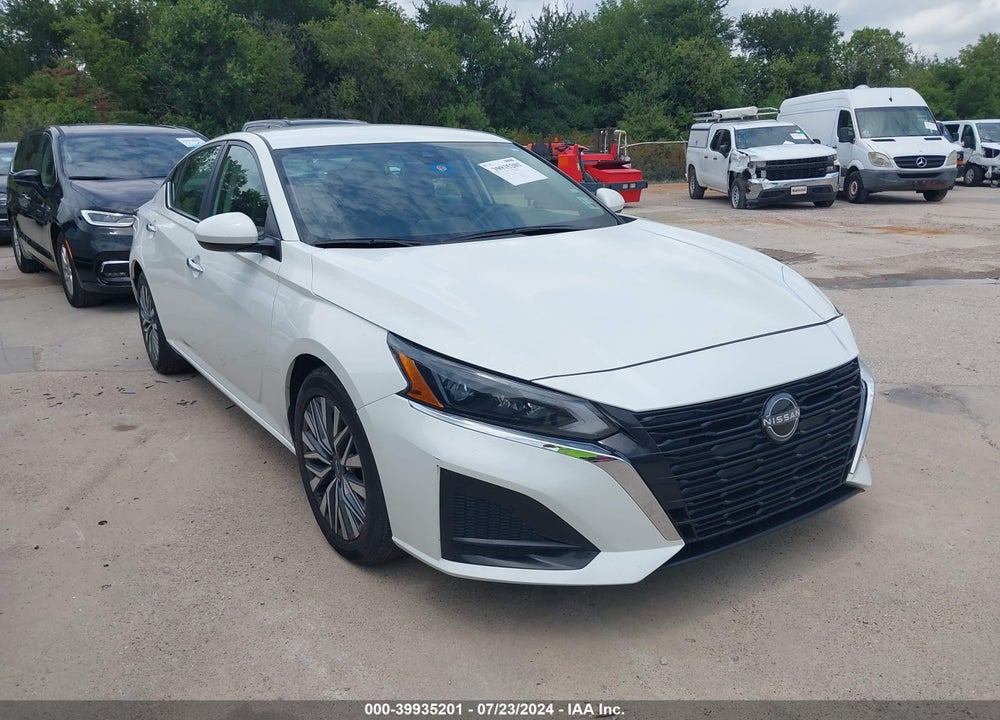 2023 NISSAN ALTIMA SV FWD VIN: 1N4BL4DV7PN368112