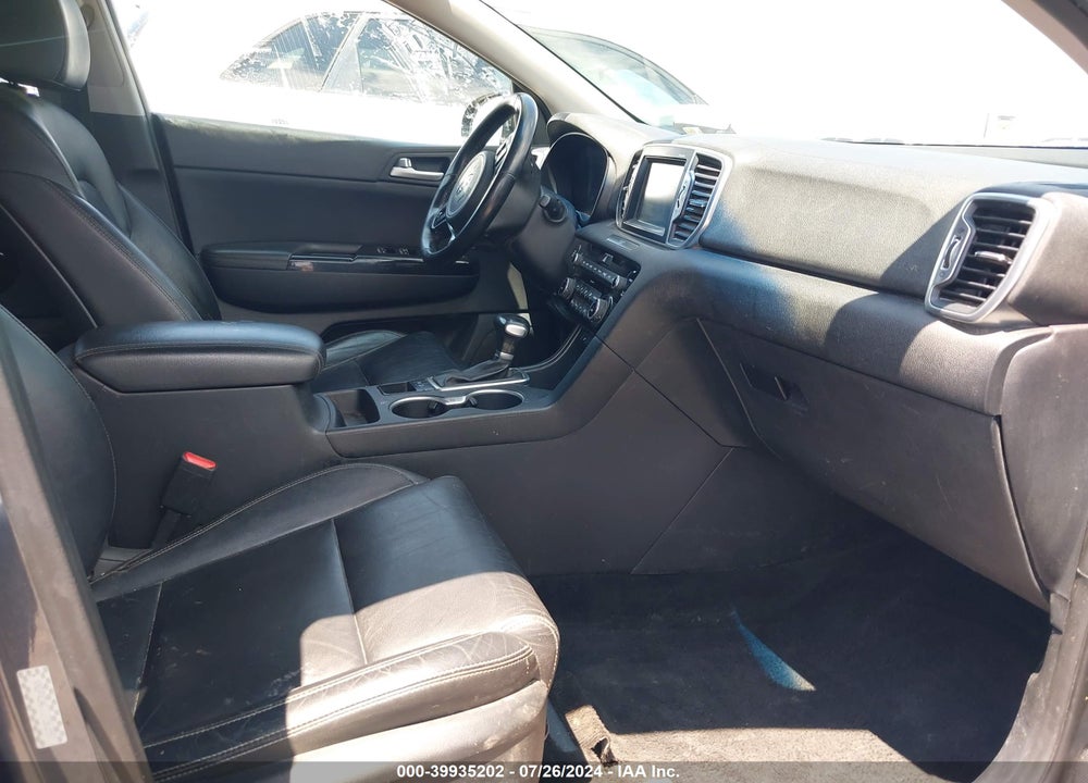 2018 KIA SPORTAGE EX VIN: KNDPN3AC7J7383597