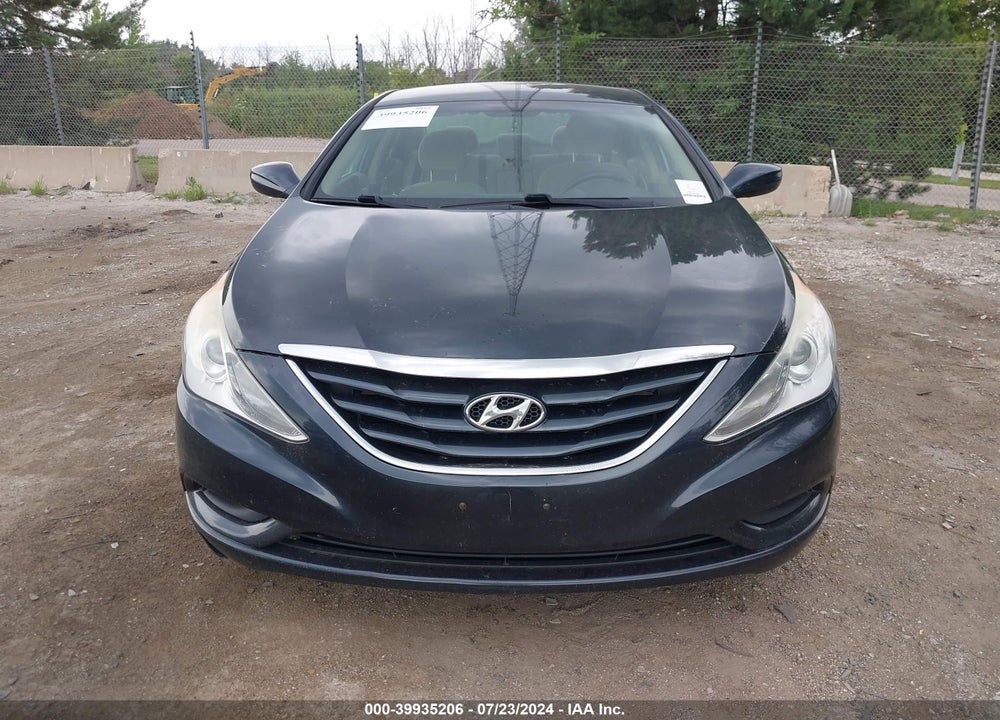 2013 HYUNDAI SONATA GLS VIN: 5NPEB4AC4DH513048