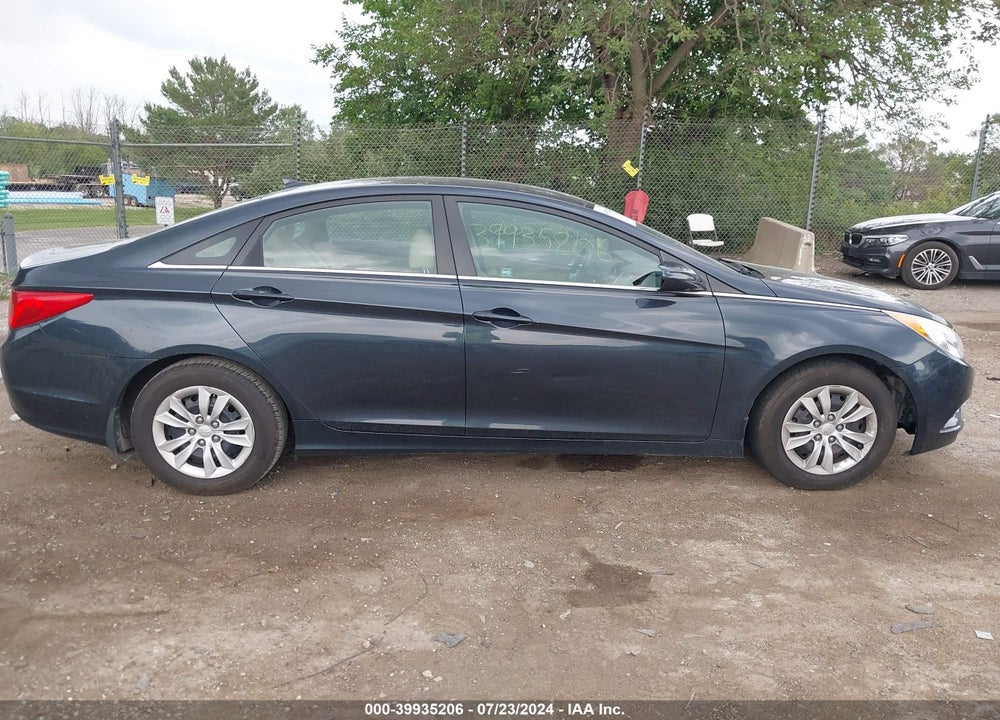 2013 HYUNDAI SONATA GLS VIN: 5NPEB4AC4DH513048
