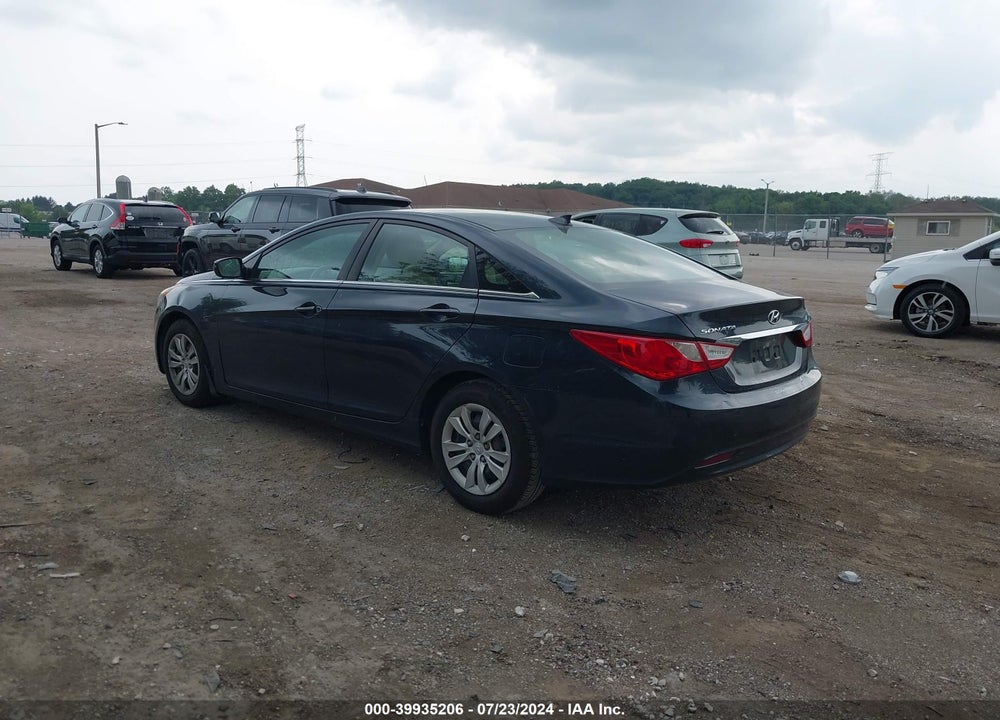 2013 HYUNDAI SONATA GLS VIN: 5NPEB4AC4DH513048