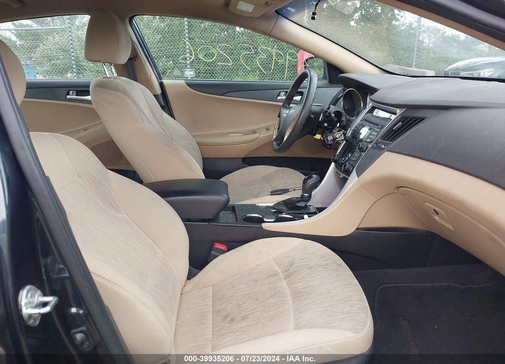 2013 HYUNDAI SONATA GLS VIN: 5NPEB4AC4DH513048