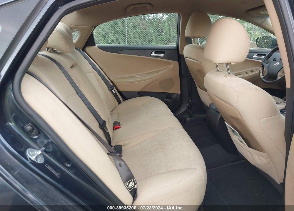 2013 HYUNDAI SONATA GLS VIN: 5NPEB4AC4DH513048
