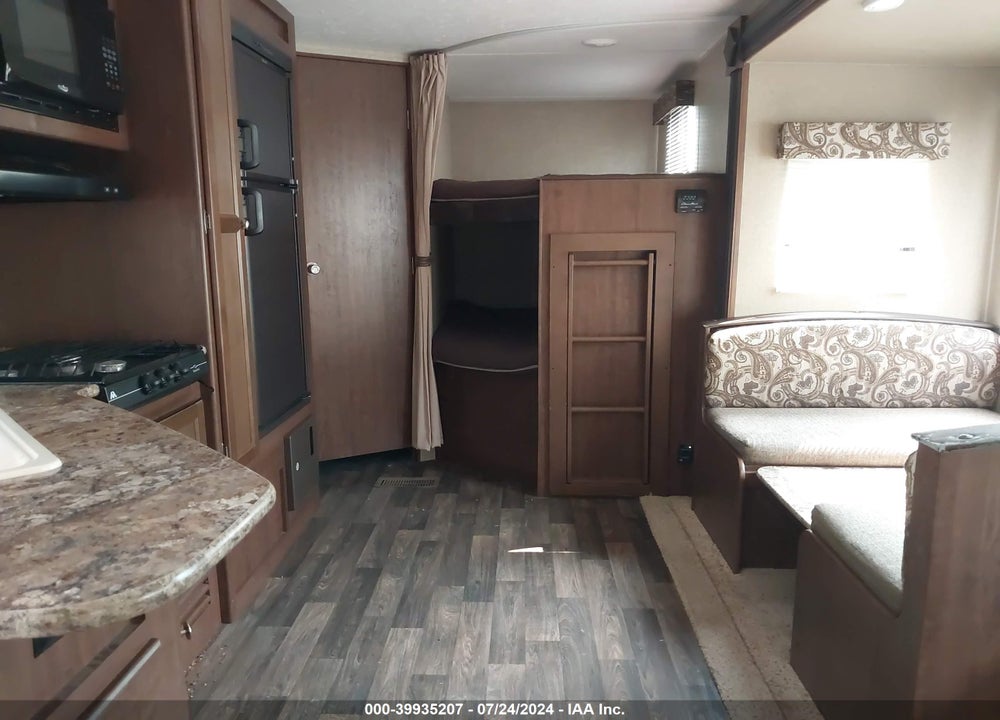 2016 KEYSTONE HIDEOUT 272LHS VIN: 4YDT27227G7206932