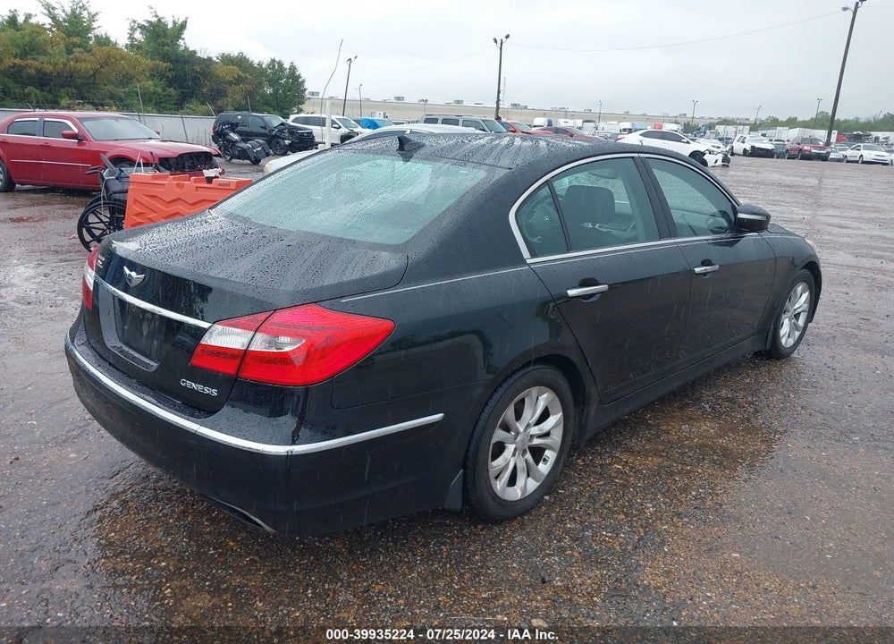 2013 HYUNDAI GENESIS 3.8 VIN: KMHGC4DD8DU244046