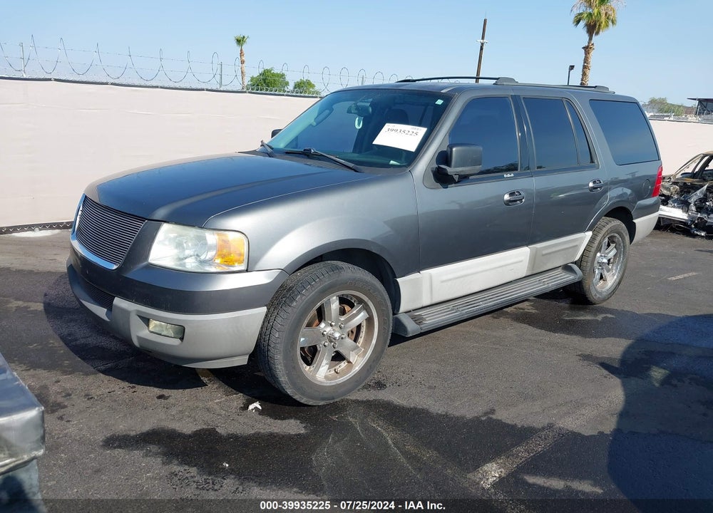 2003 FORD EXPEDITION XLT VIN: 1FMRU15W33LC09892