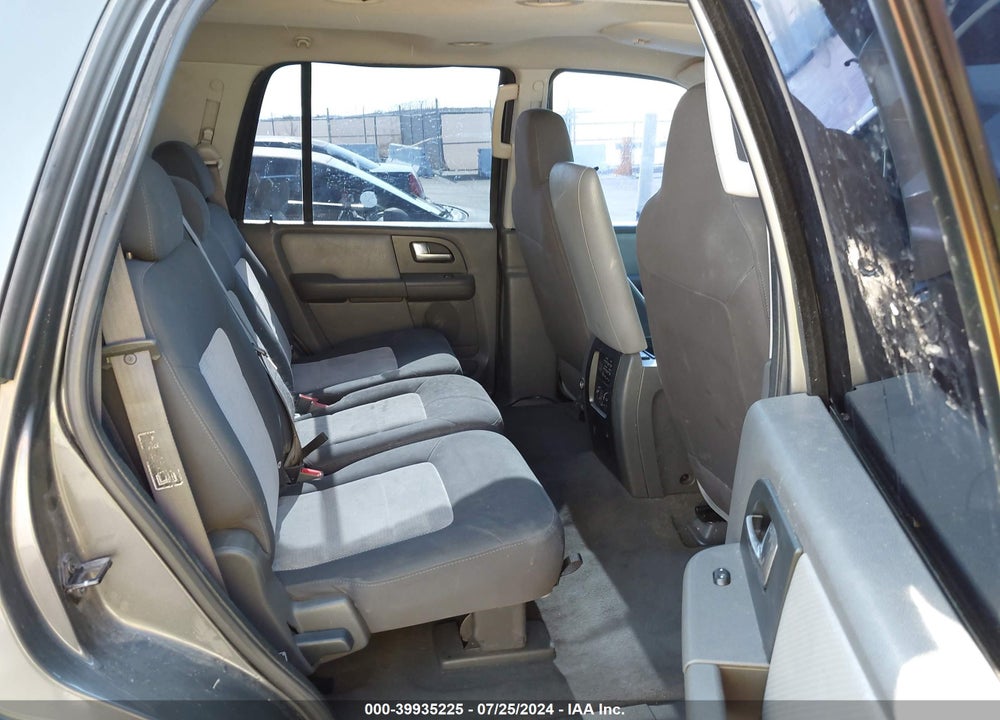 2003 FORD EXPEDITION XLT VIN: 1FMRU15W33LC09892