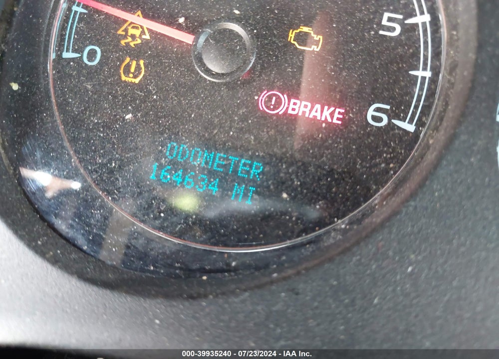 2008 GMC YUKON SLT VIN: 1GKFK130X8J224411