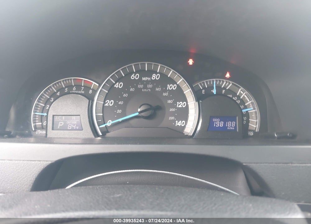 2013 TOYOTA CAMRY SE VIN: 4T1BF1FK2DU264823