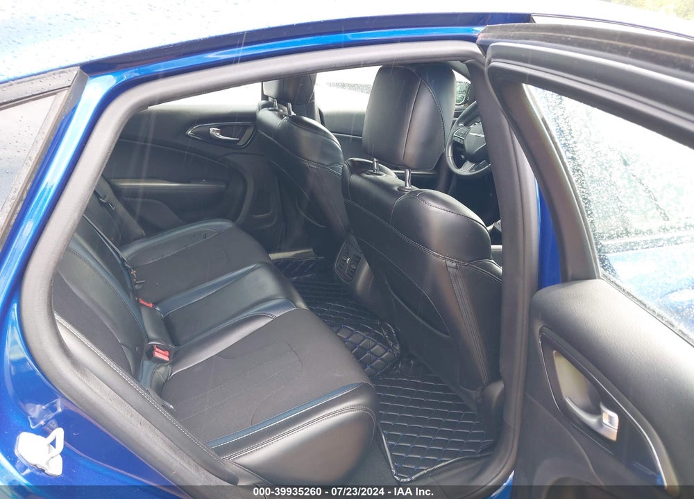 2016 CHRYSLER 200 S VIN: 1C3CCCBB4GN116033