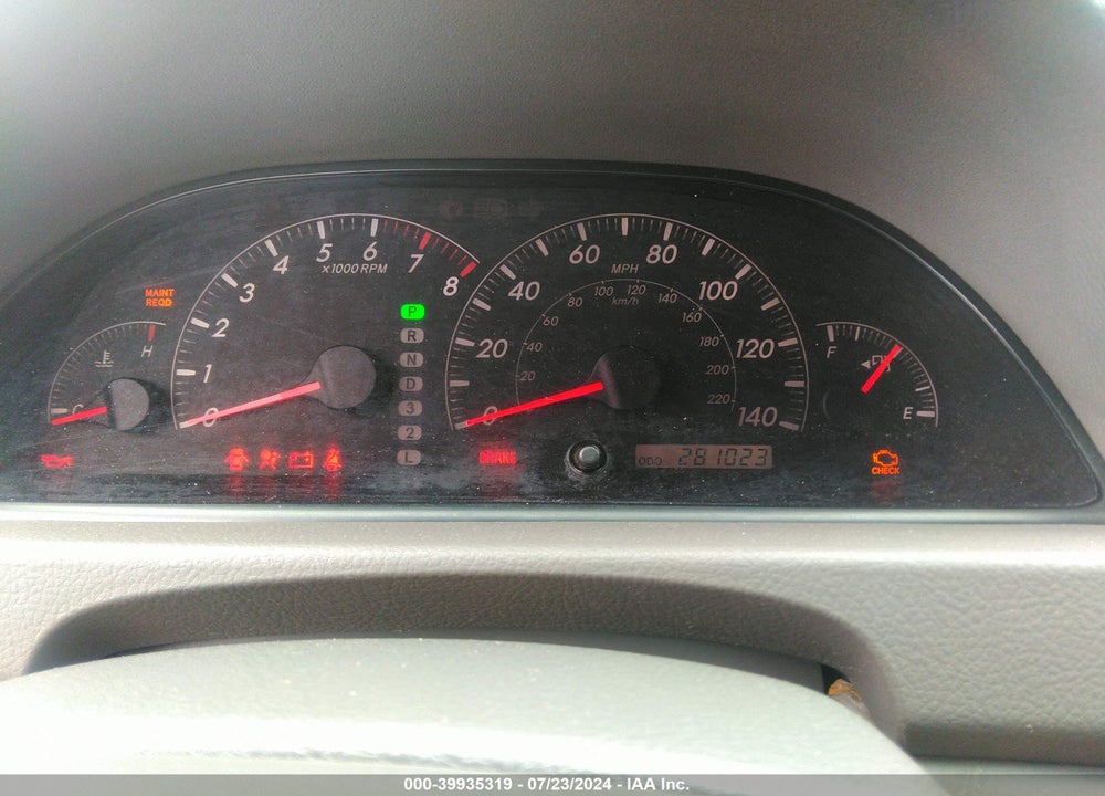 2005 TOYOTA CAMRY LE V6 VIN: 4T1BF30K15U620202