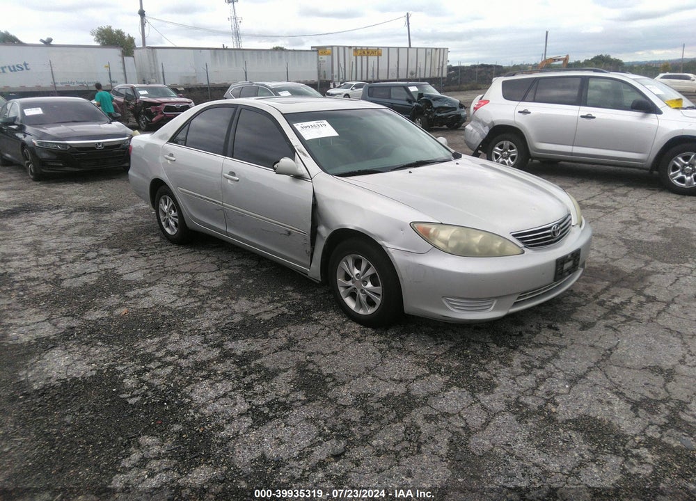 2005 TOYOTA CAMRY LE V6 VIN: 4T1BF30K15U620202