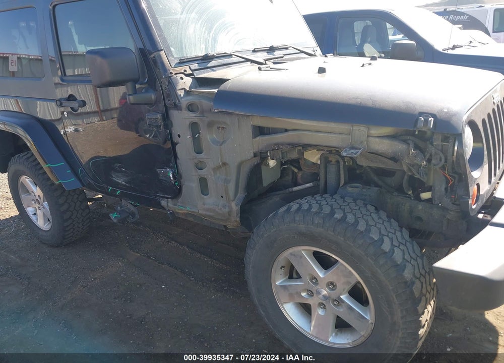 2008 JEEP WRANGLER SAHARA VIN: 1J4FA54148L591820