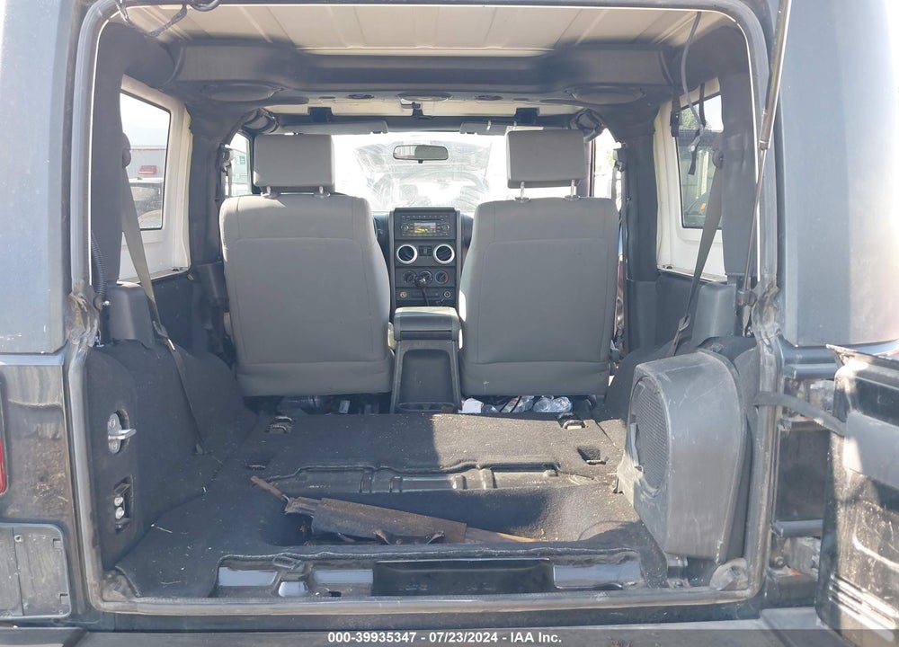 2008 JEEP WRANGLER SAHARA VIN: 1J4FA54148L591820