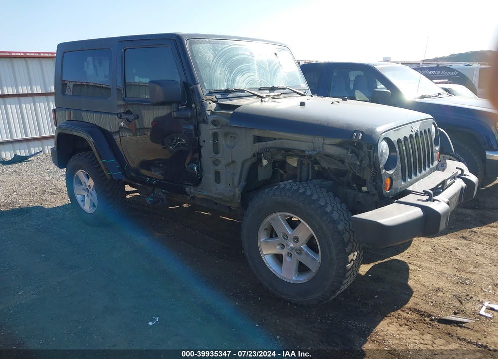 2008 JEEP WRANGLER SAHARA VIN: 1J4FA54148L591820