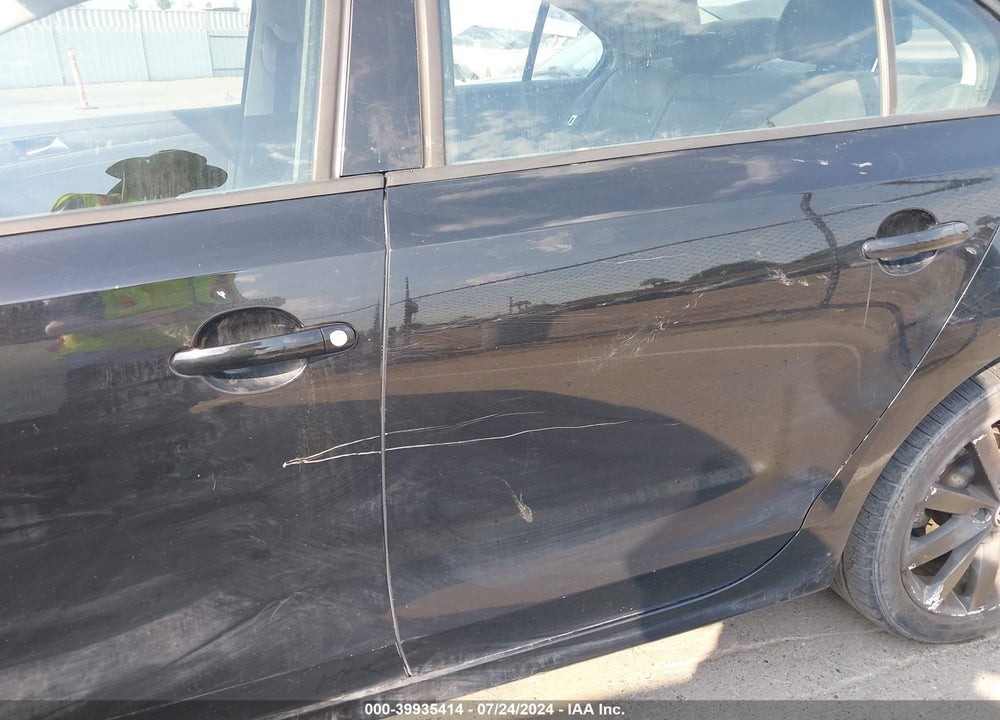 2012 VOLKSWAGEN JETTA 2.5L SE VIN: 3VWDP7AJ3CM426759