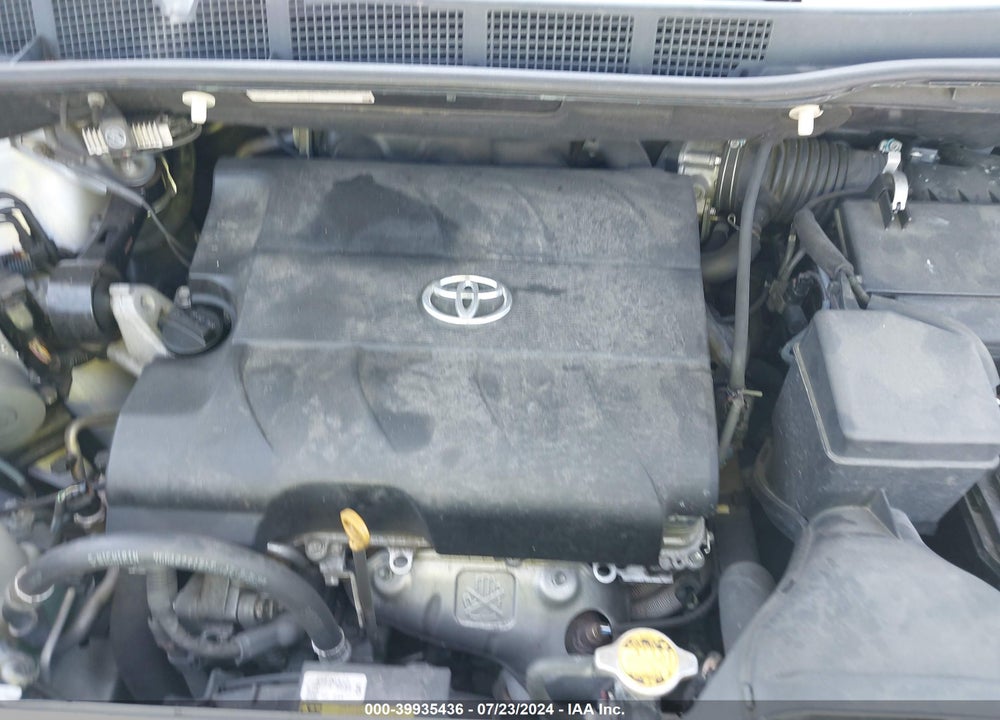 2011 TOYOTA SIENNA LE V6 VIN: 5TDKK3DC2BS056479