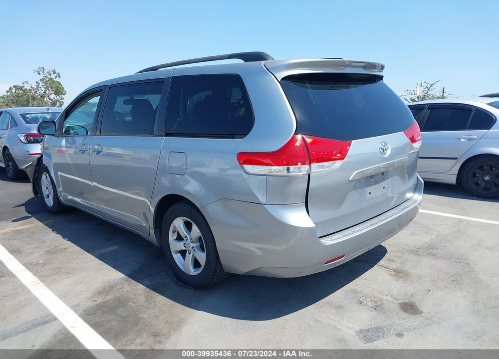 2011 TOYOTA SIENNA LE V6 VIN: 5TDKK3DC2BS056479