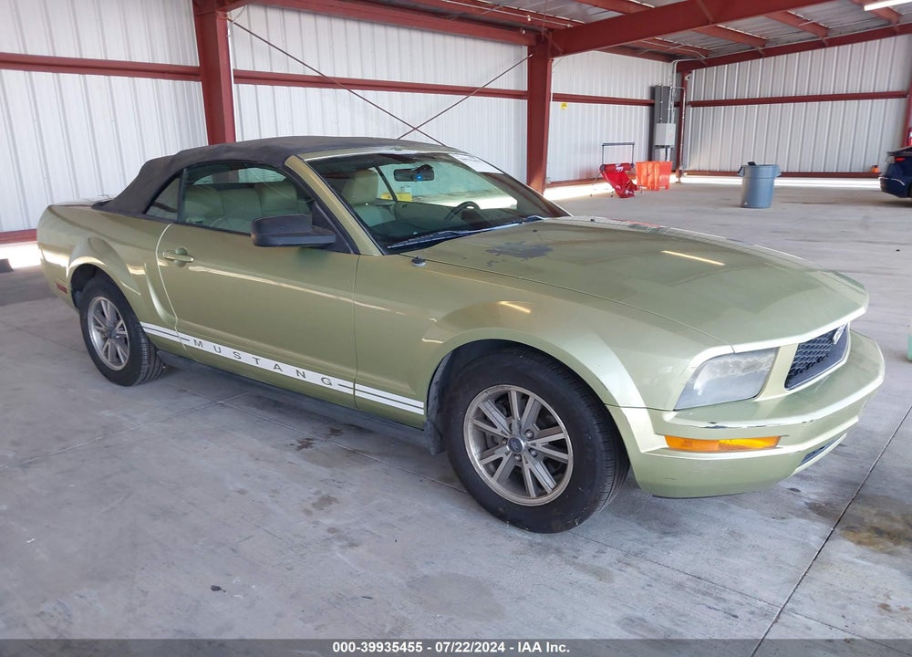 2005 FORD MUSTANG VIN: 1ZVHT84N255247509