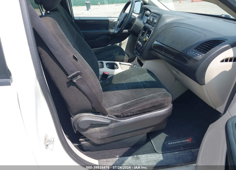 2012 DODGE GRAND CARAVAN SXT VIN: 2C4RDGCG6CR145647