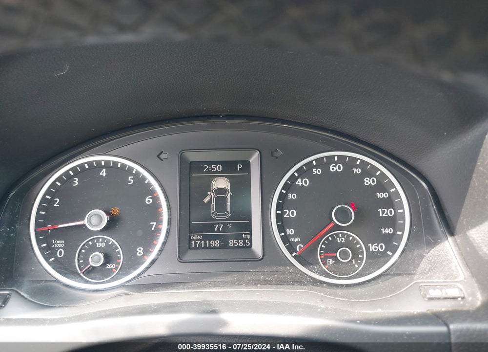 2012 VOLKSWAGEN TIGUAN SEL VIN: WVGBV7AX9CW560093