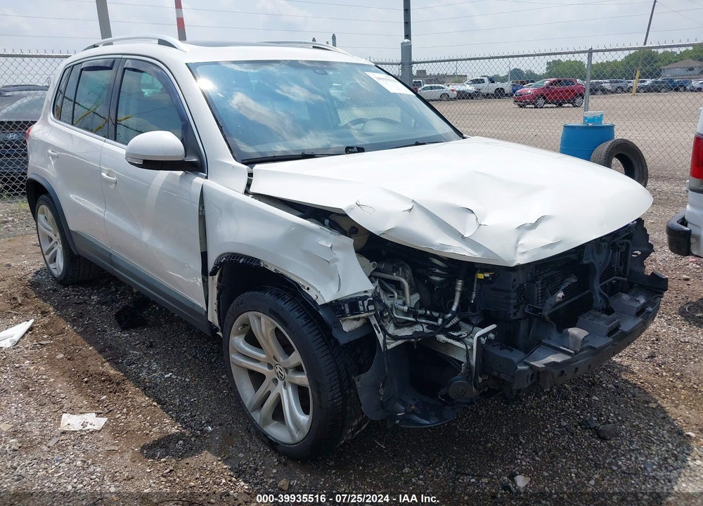 2012 VOLKSWAGEN TIGUAN SEL VIN: WVGBV7AX9CW560093