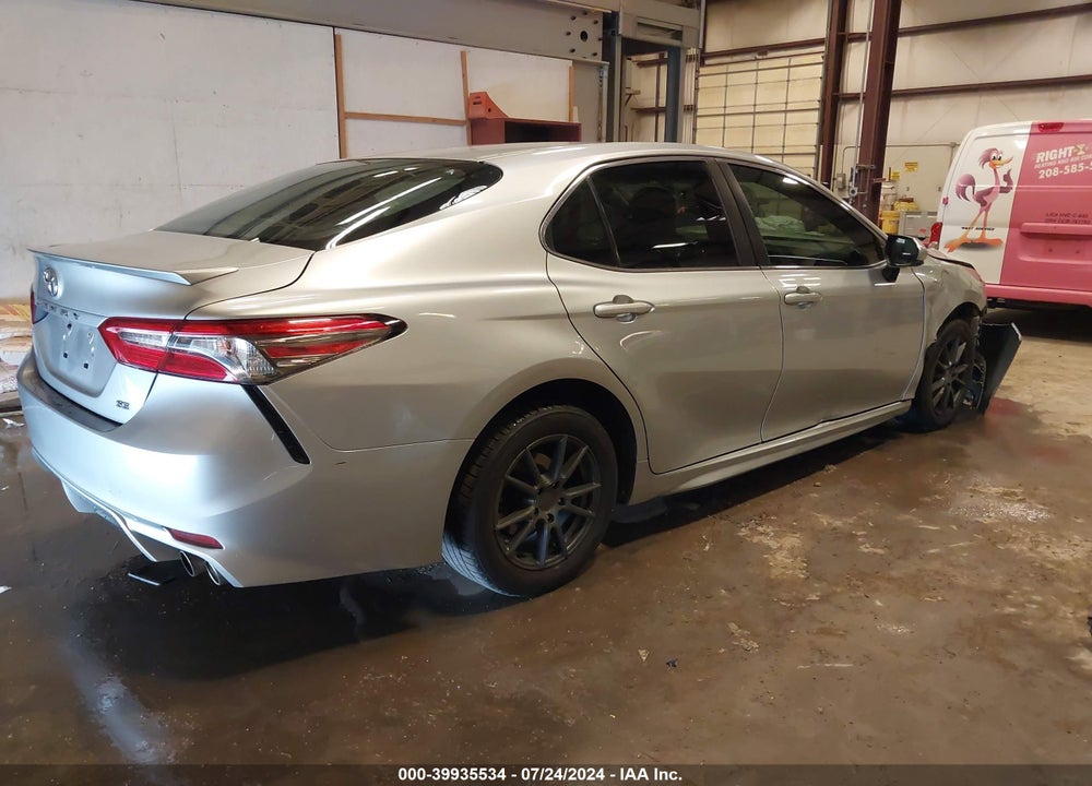 2018 TOYOTA CAMRY SE VIN: JTNB11HKXJ3021080