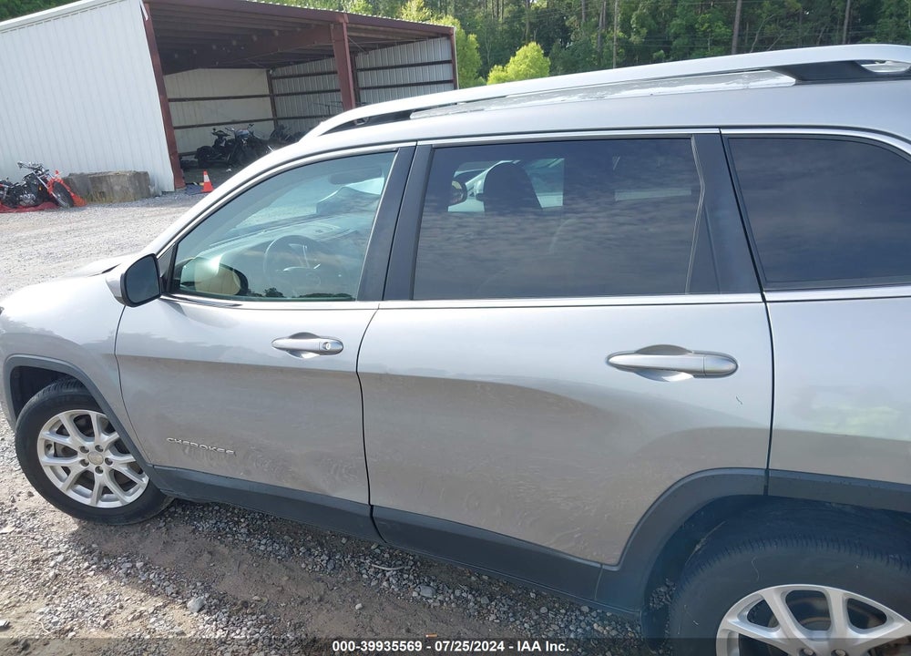 2016 JEEP CHEROKEE LATITUDE VIN: 1C4PJLCB4GW297596