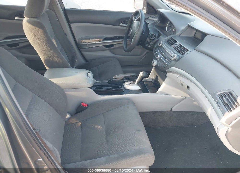 2010 HONDA ACCORD 2.4 EX VIN: 1HGCP2F72AA000636