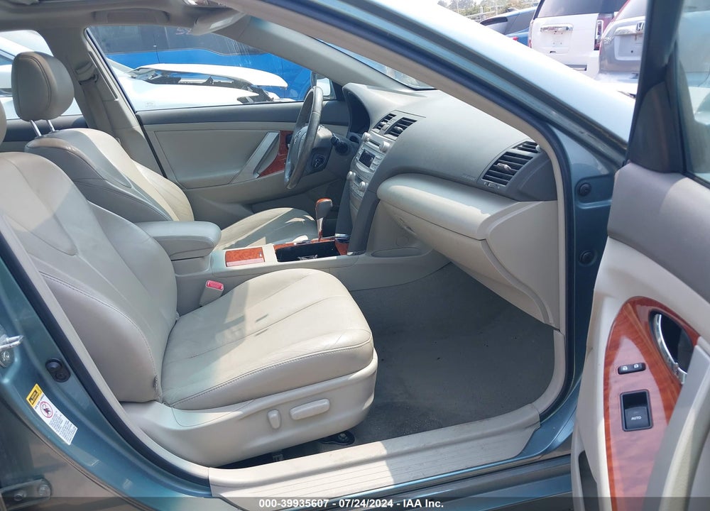2011 TOYOTA CAMRY XLE VIN: 4T4BF3EKXBR141951