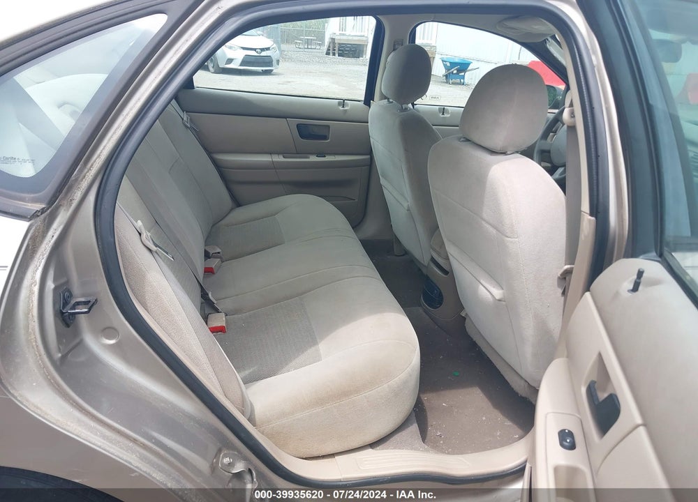 2005 FORD TAURUS SE VIN: 1FAFP53255A157207