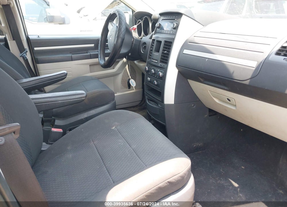 2010 DODGE GRAND CARAVAN VIN: 2D4RN4DE4AR423745