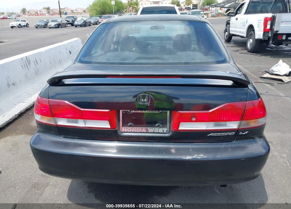 2002 HONDA ACCORD 2.3 LX VIN: 3HGCG56472G707421