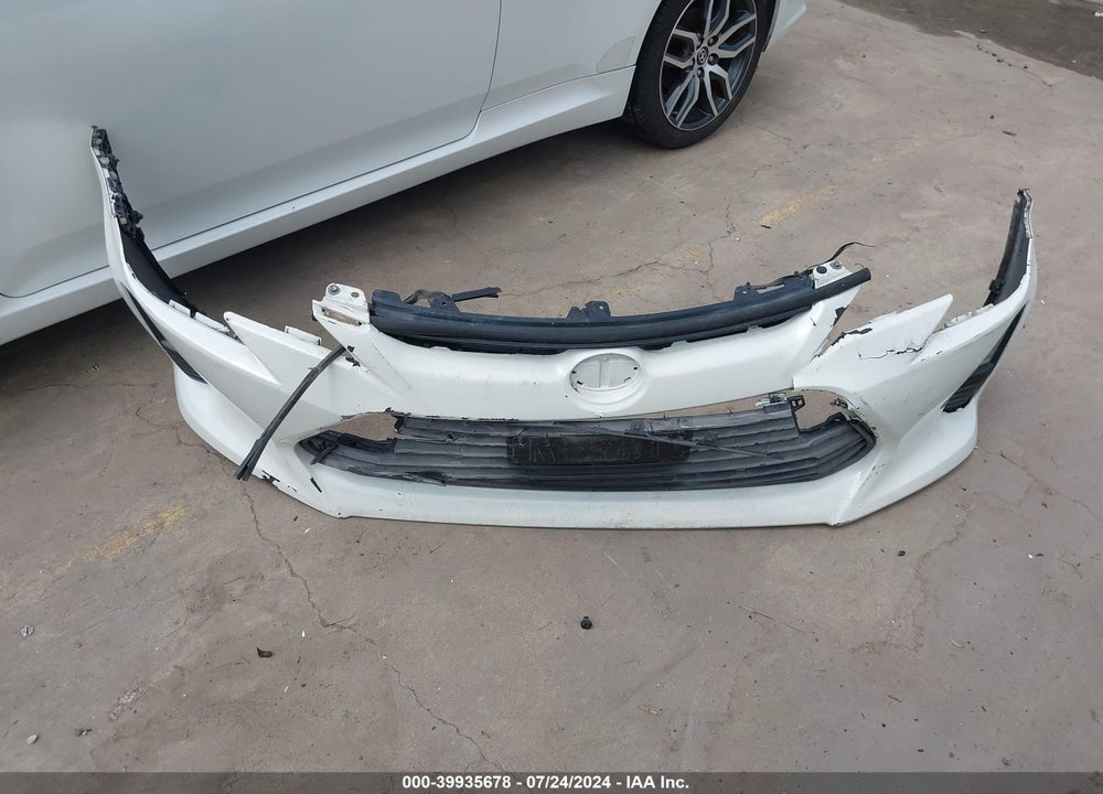 2016 SCION TC VIN: JTKJF5C77GJ020560