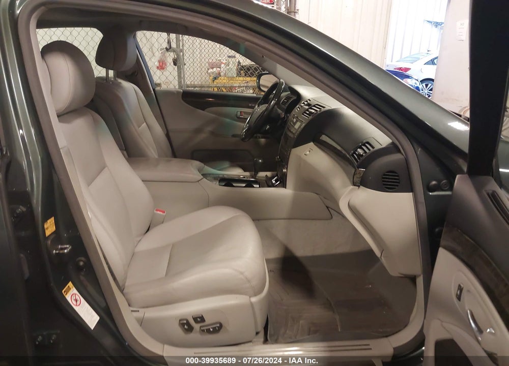 2008 LEXUS LS 460 VIN: JTHBL46F585068584