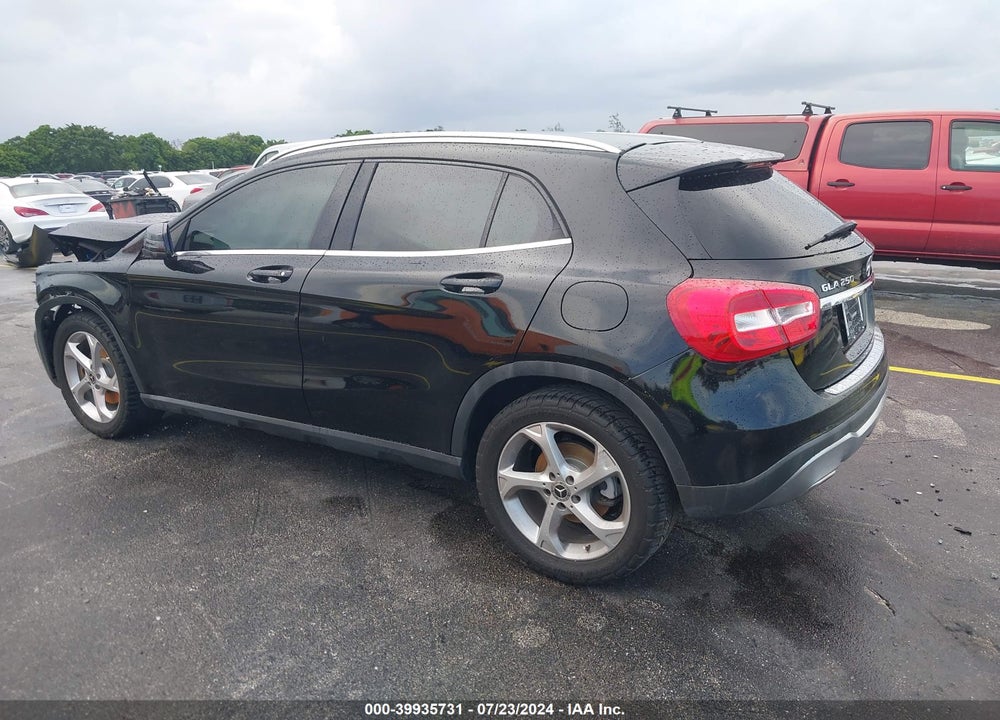 2018 MERCEDES-BENZ GLA 250 VIN: WDCTG4EB0JJ461473