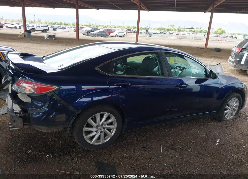2011 MAZDA 6 I TOURING VIN: 1YVHZ8CH1B5M07396